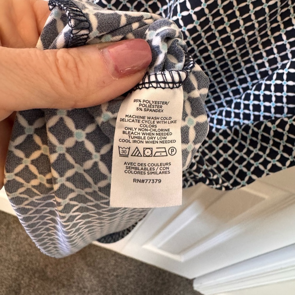 Ann Taylor Factory Blue White Geometric Pattern Sleeveless Faux Wrap Dress Sz SP - Picture 8 of 12